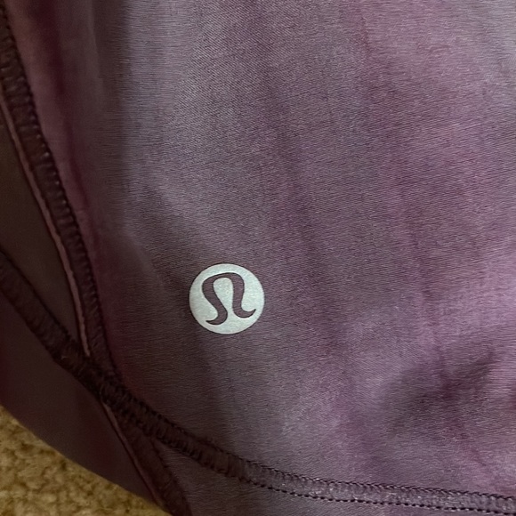 lulu purple flowy tank top, size 2 - Picture 3 of 3